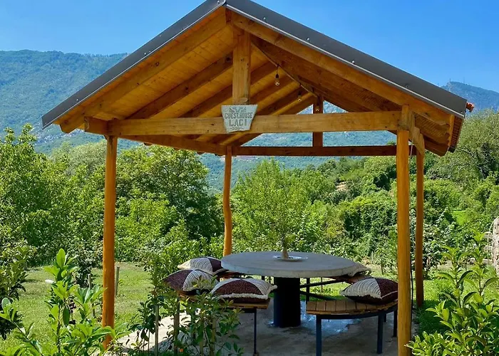 Laci Casa de Férias Tirana